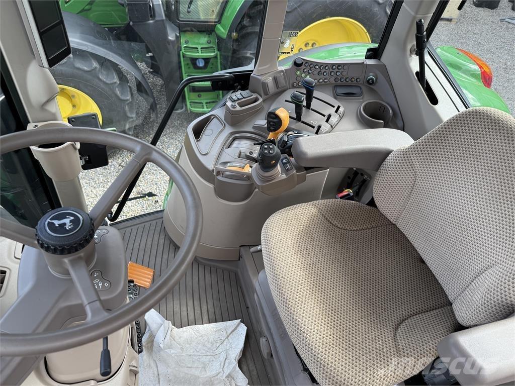 John Deere 6090M Tractores