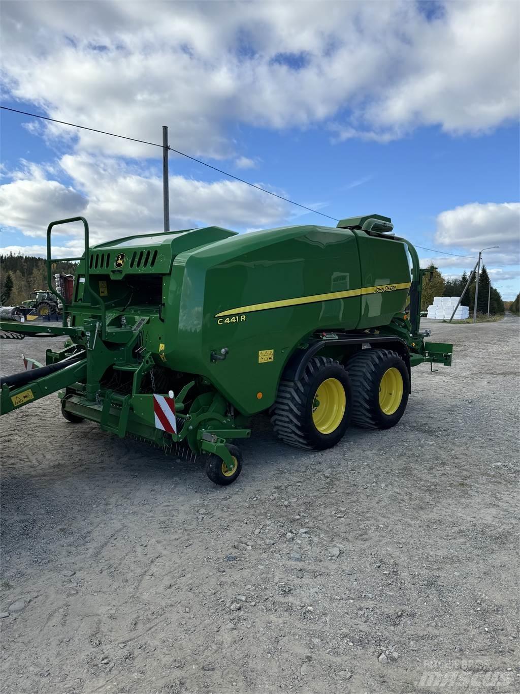 John Deere C441R boggie Otros equipos usados para la recolección de forraje