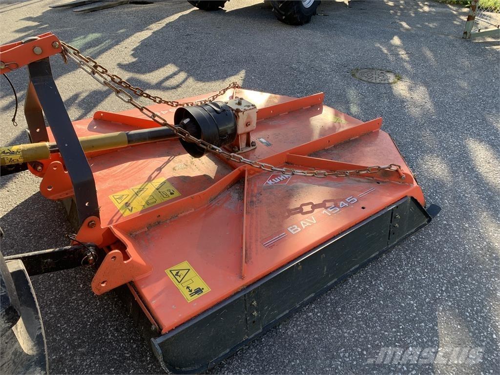 Kuhn BAV 1545 Segadoras y cortadoras de hojas para pastos
