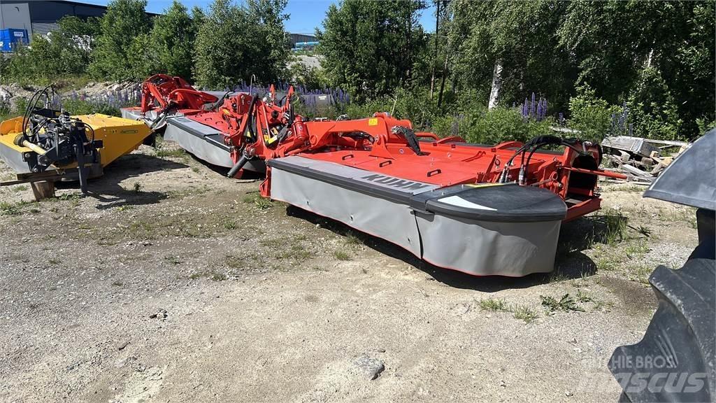 Kuhn FC9330RA butterfly Otros equipos usados para la recolección de forraje