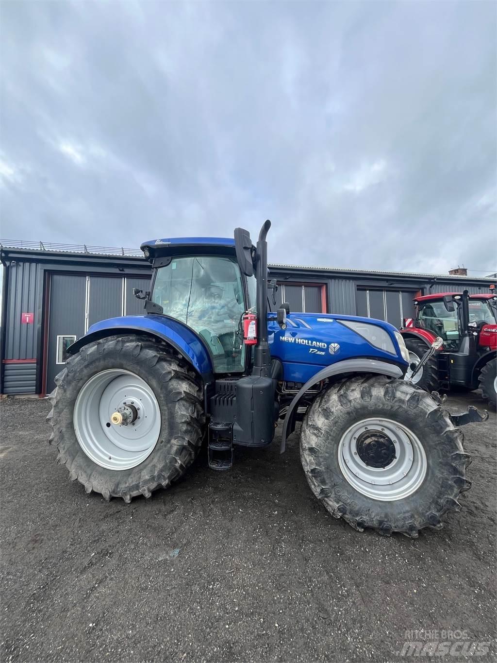 New Holland T7.225 Tractores