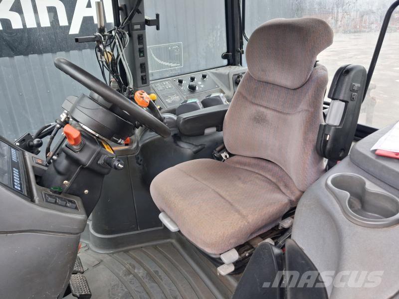 New Holland TM 190 Tractores