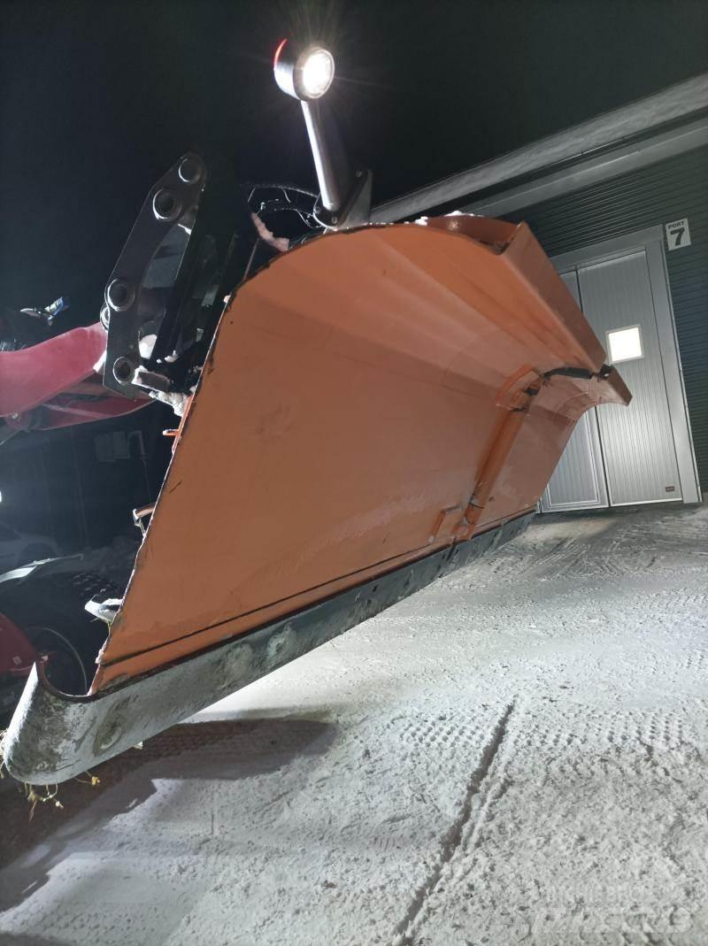 Pronar VIKPLOG 330 Otros componentes