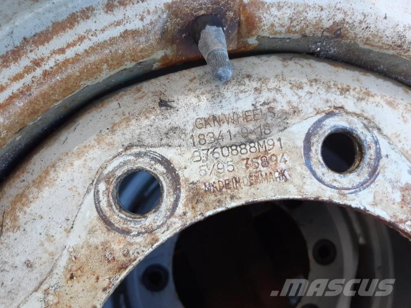  TRAKTOR HJUL 10,5/80-18 Neumáticos, ruedas y llantas