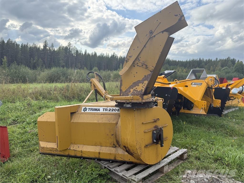 Trima TR220E Otros equipos para carreteras y quitanieves
