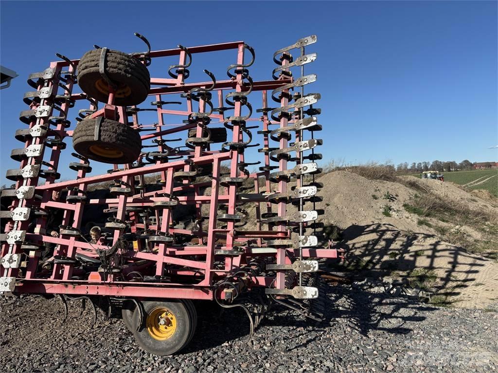Väderstad NZA 800 HARV Gradas