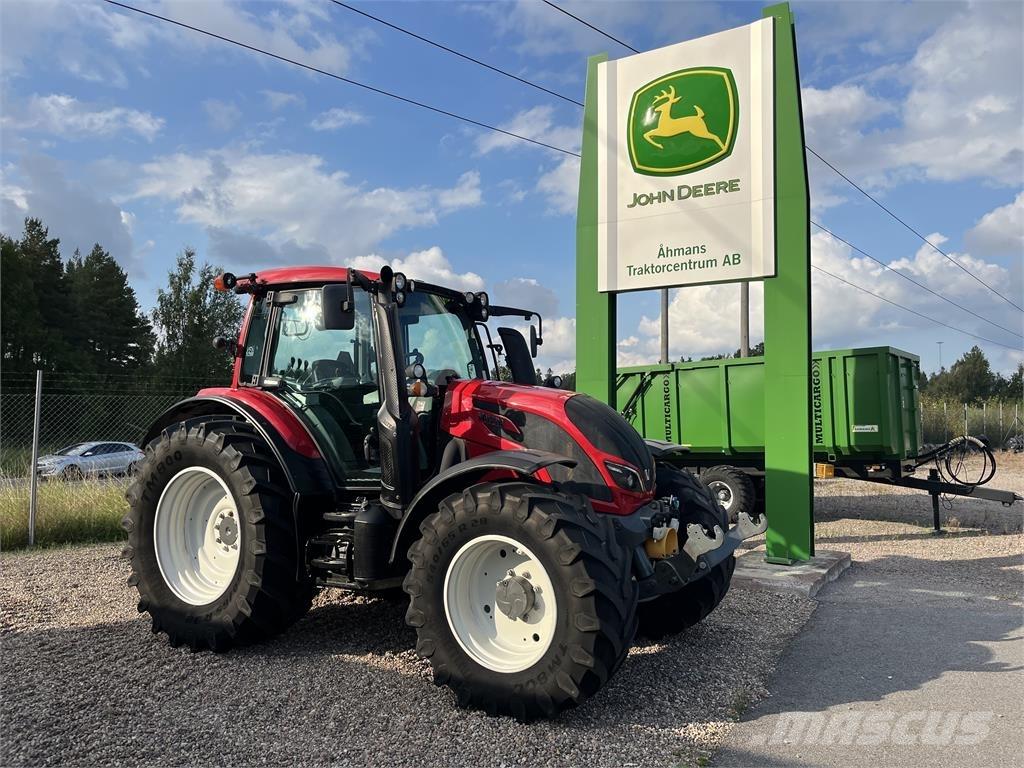 Valtra N174 Tractores