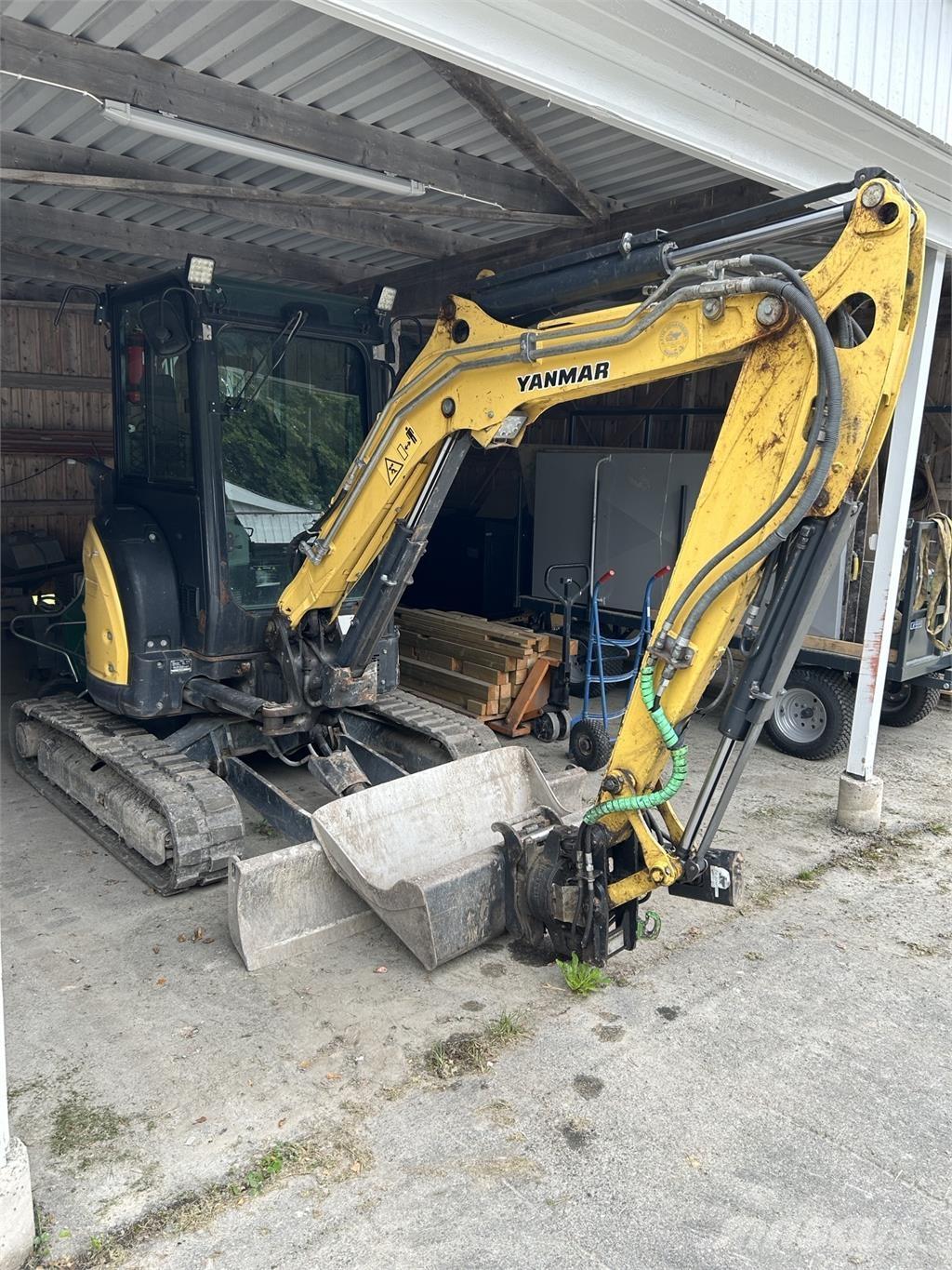 Yanmar VIO 38 GRÄVARE Cargadoras sobre ruedas