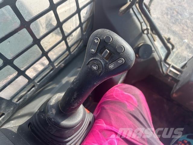Bobcat T76 Minicargadoras