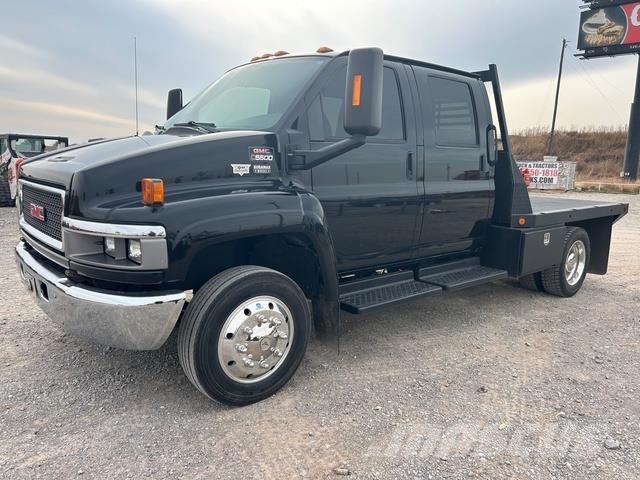 GMC C5500 Camiones portamaquinaria