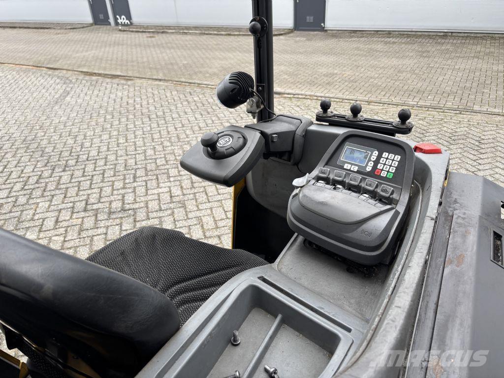 BT VRE150 Carretillas retráctiles