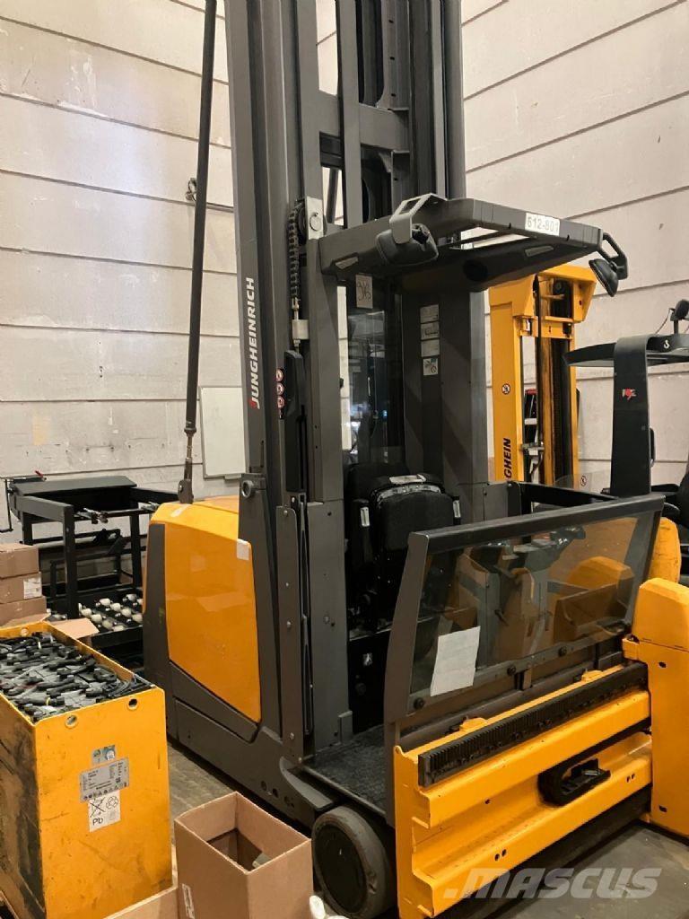 Jungheinrich EKX 516K Recogepedidos de gran altura