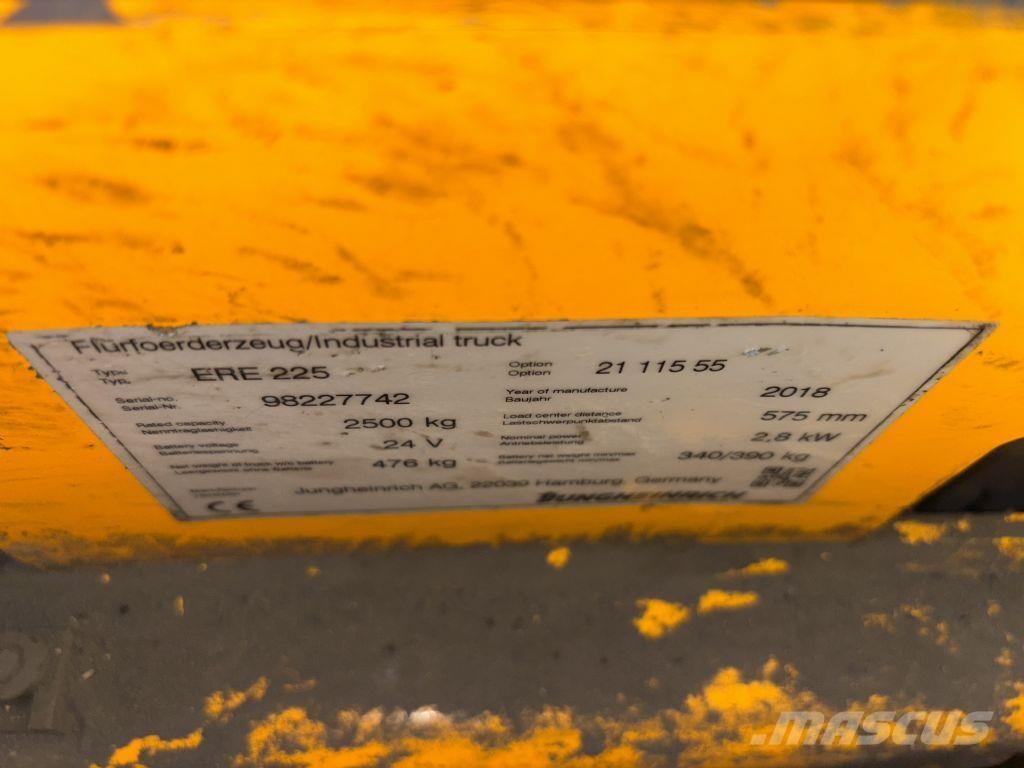 Jungheinrich ERE 225 Apiladores eléctricos autopropulsados