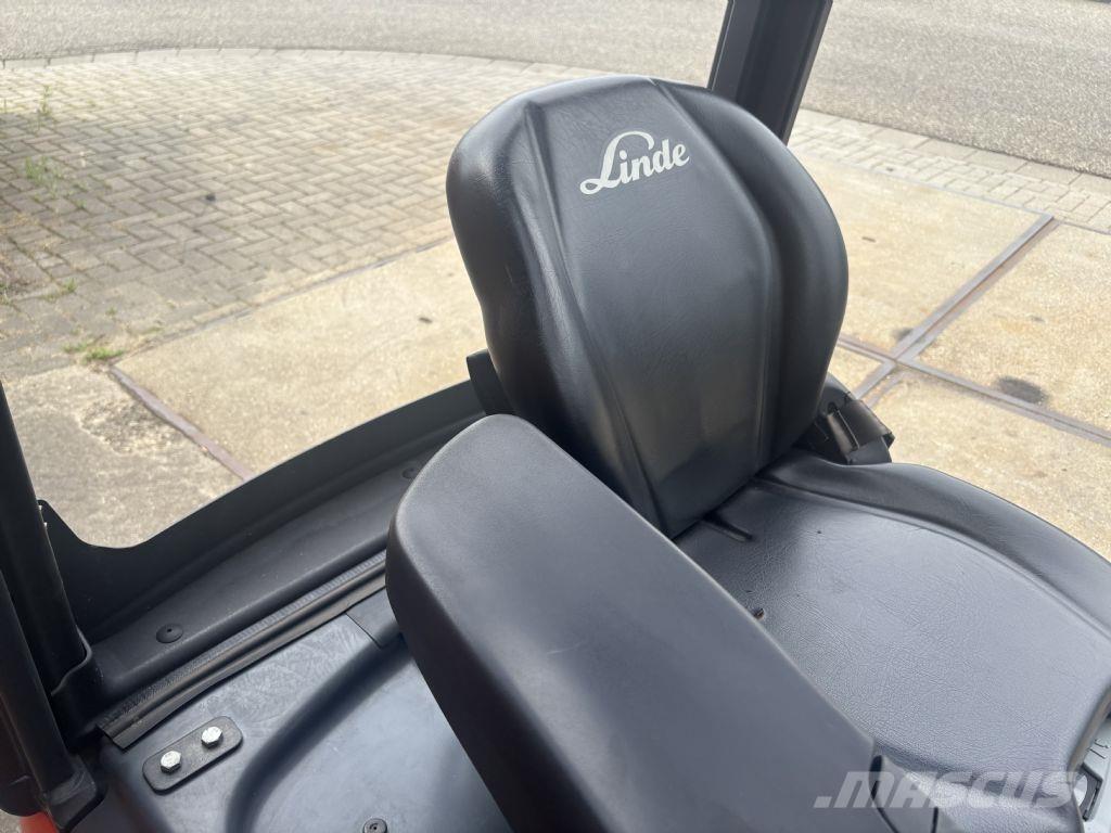 Linde E15-02 Carretillas de horquilla eléctrica