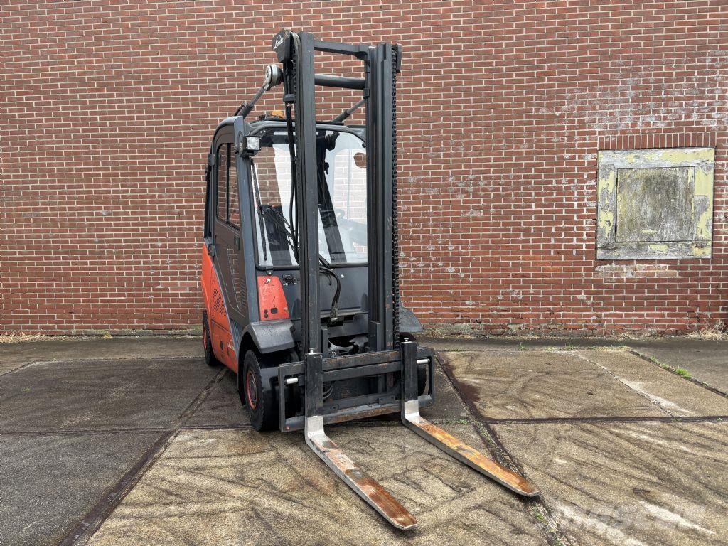 Linde H25T-01 Carretillas LPG