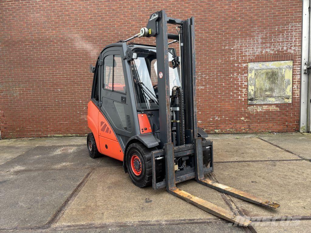 Linde H35T-01 Carretillas LPG