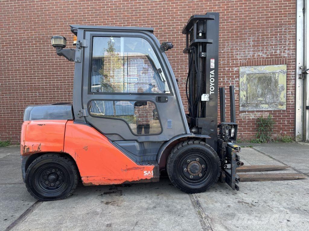 Toyota 40- 8FD40N Carretillas diesel