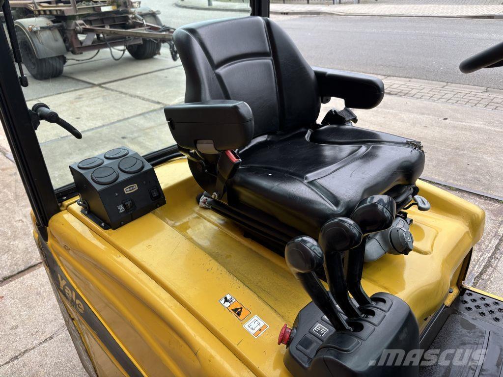 Yale ERP16VT Carretillas de horquilla eléctrica