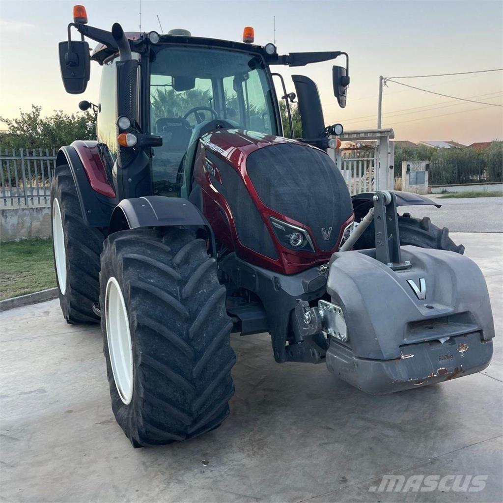 Valtra N174 Tractores