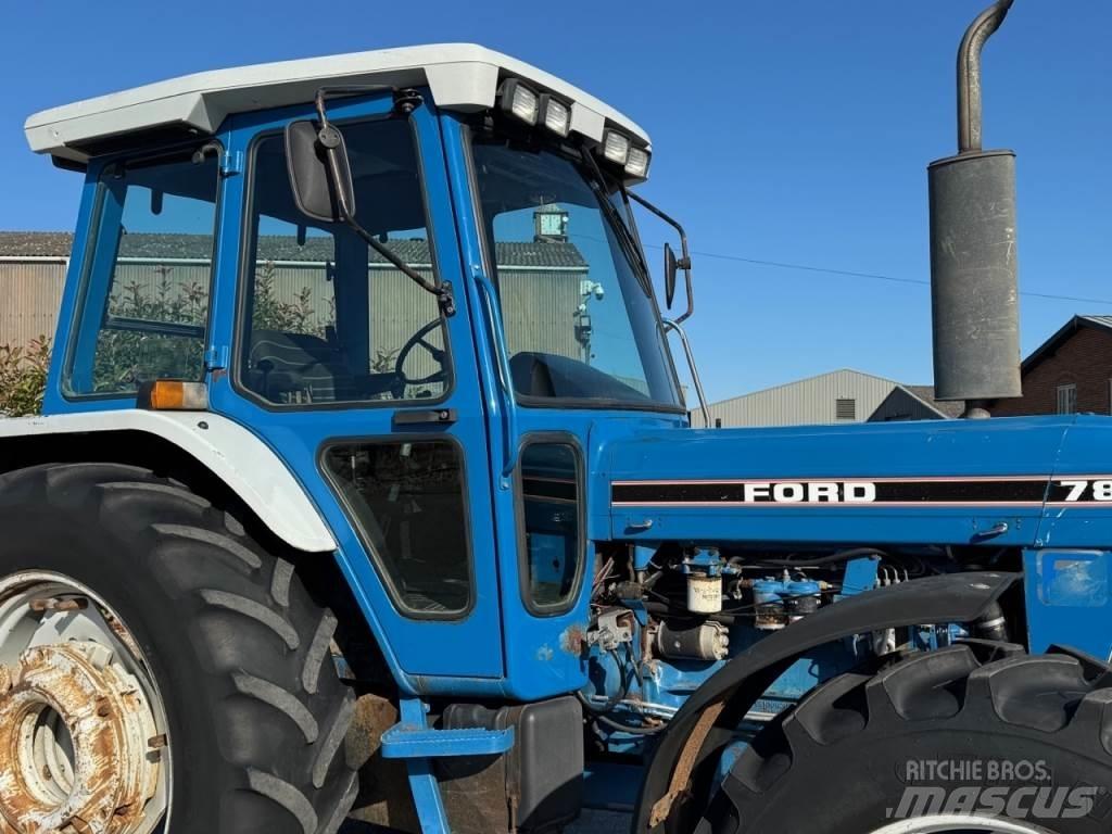 Ford 7810 Tractores