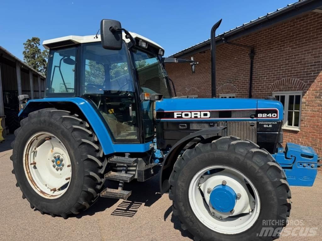 Ford 8240 SLE Tractores