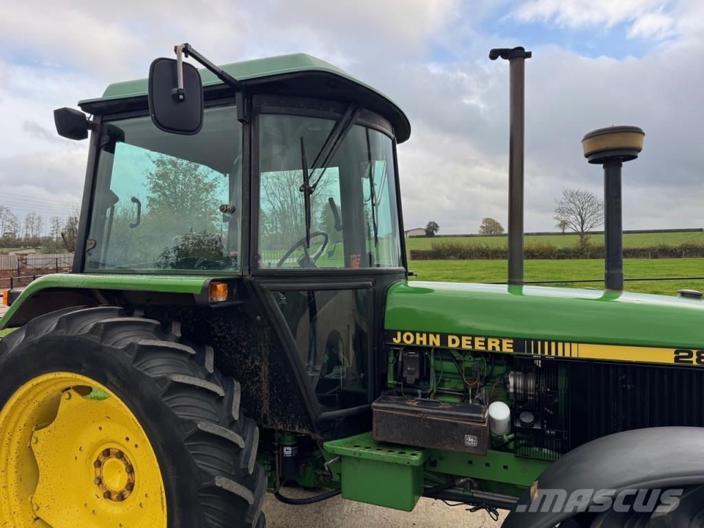 John Deere 2850 Tractores