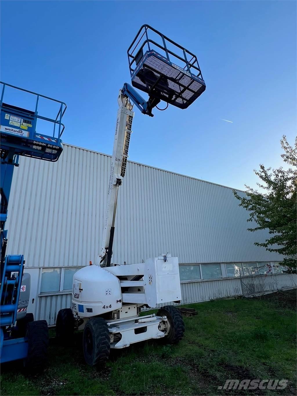 Grove A 60 J Plataforma de trabajo articulada