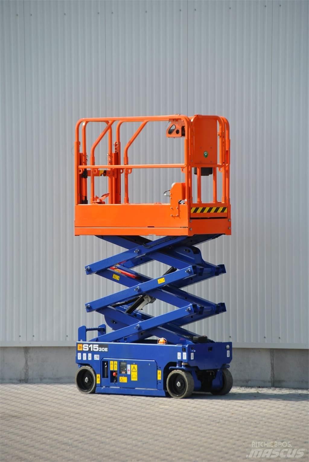 JCB S1530E Plataformas tijera