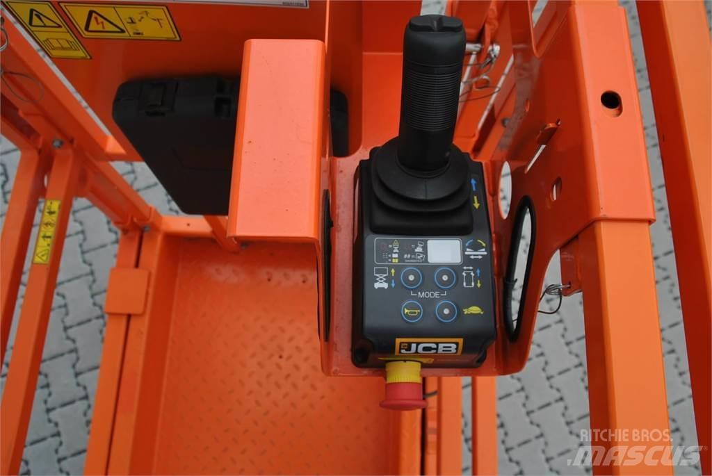 JCB S1530E Plataformas tijera