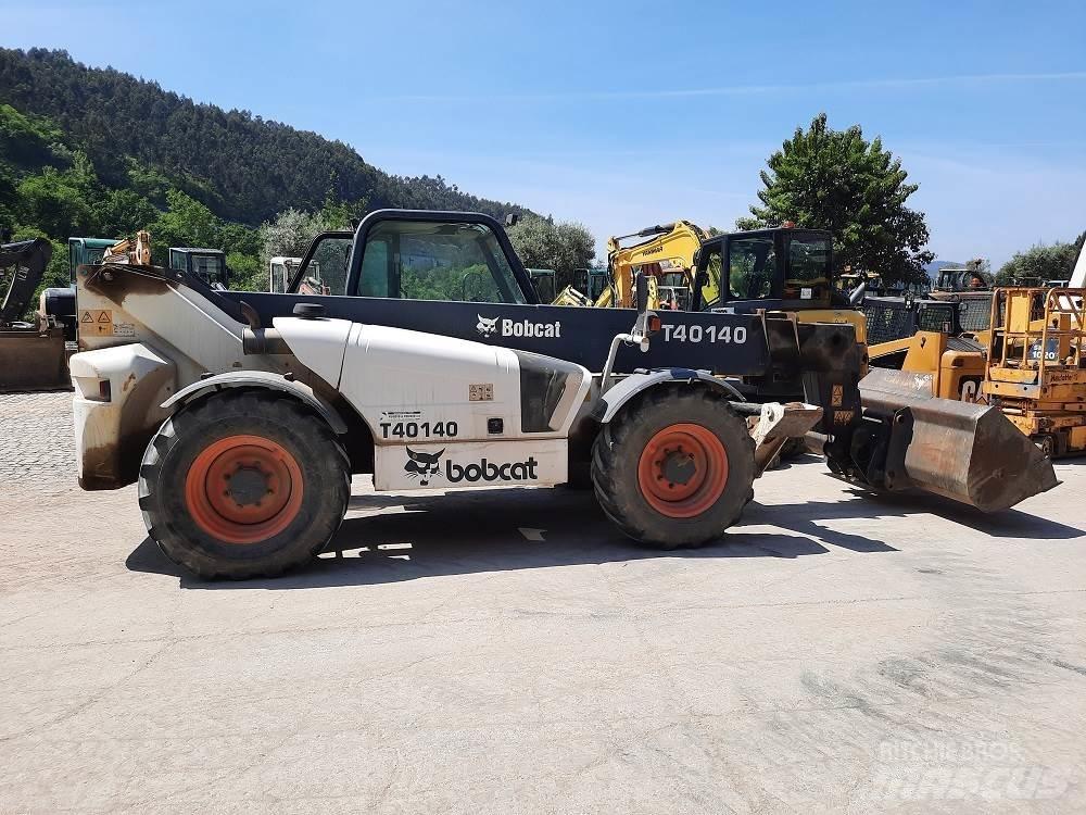 Bobcat T40-140 Carretillas retráctiles