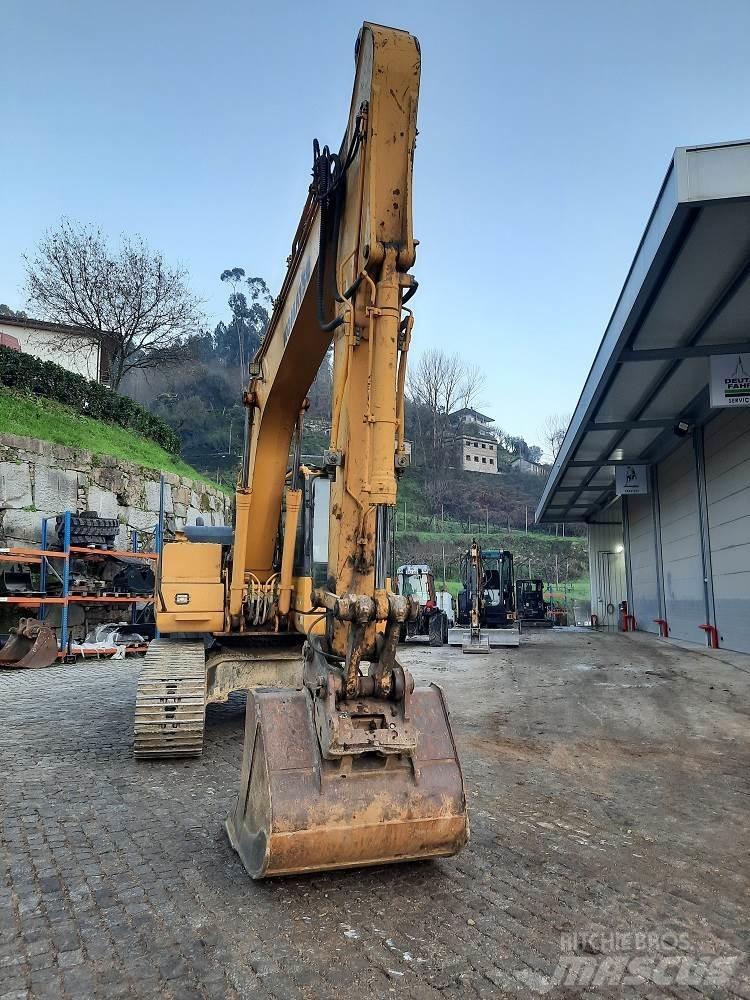 Komatsu PC160LC-8 Excavadoras de cadenas