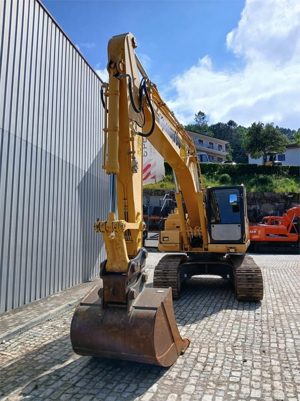 Komatsu PC210NLC-11 Excavadoras de cadenas