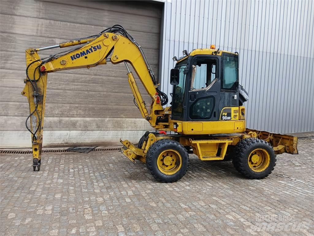Komatsu PW98MR-6 Excavadoras de ruedas