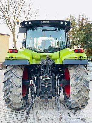 CLAAS ARION 520 Tractores