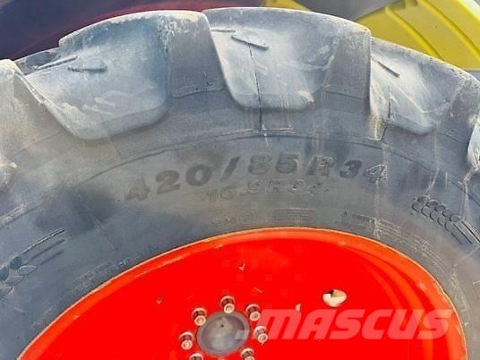 CLAAS CELTIS 446 RX Tractores