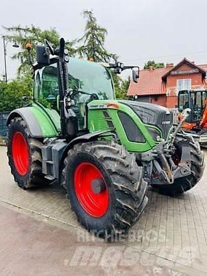 Fendt 512 VARIO Tractores