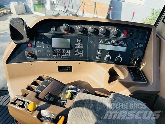 John Deere 8310 Tractores