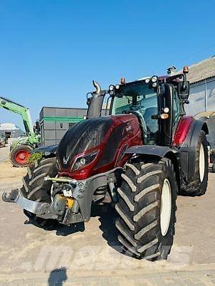 Valtra T174 VERSU Tractores