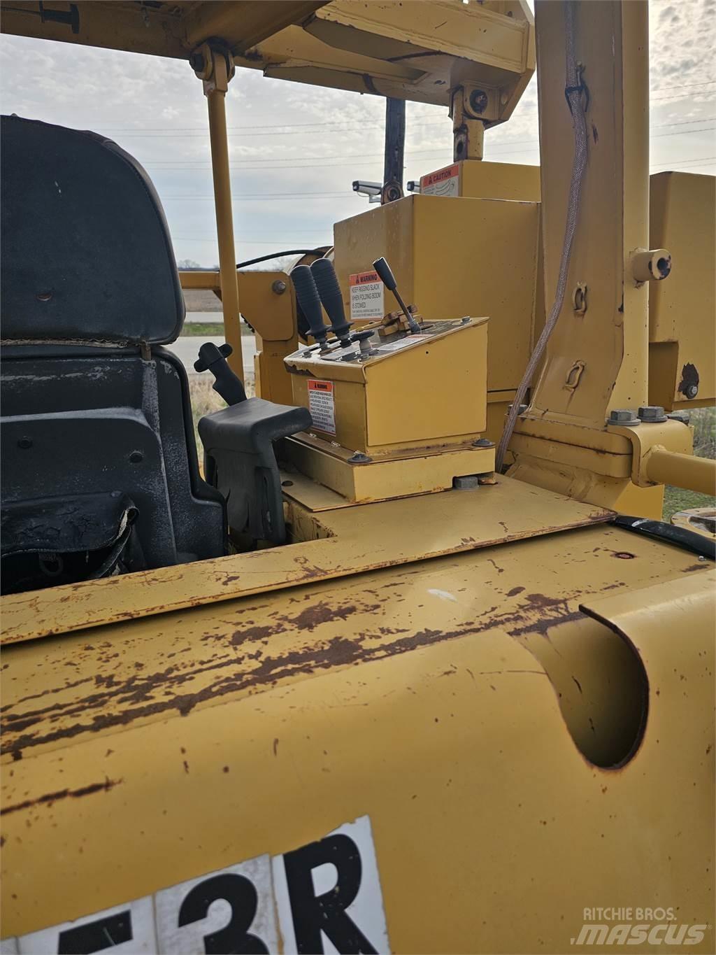 CAT D5N LGP Buldozer sobre oruga