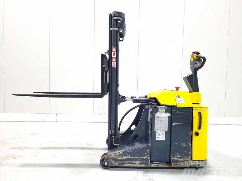 Combilift CS1500 Apiladores eléctricos autopropulsados