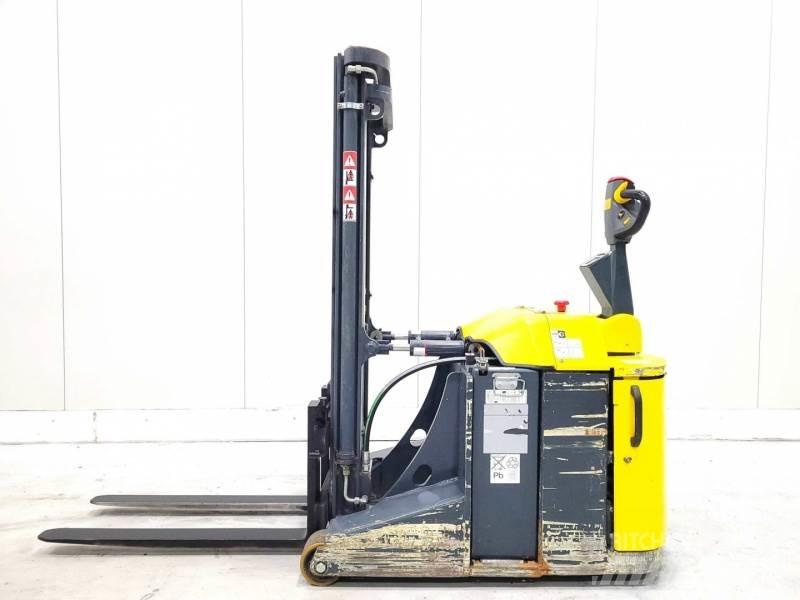 Combilift CS1500 Apiladores eléctricos autopropulsados