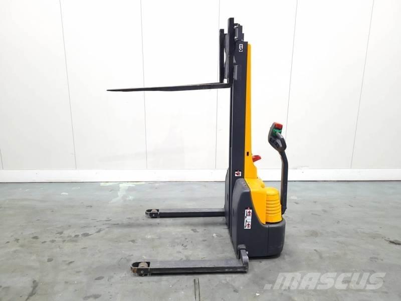 Jungheinrich EMC B10 Apiladores eléctricos