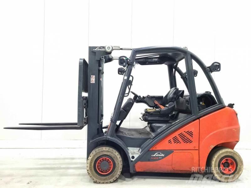 Linde H25T-02 Carretillas LPG