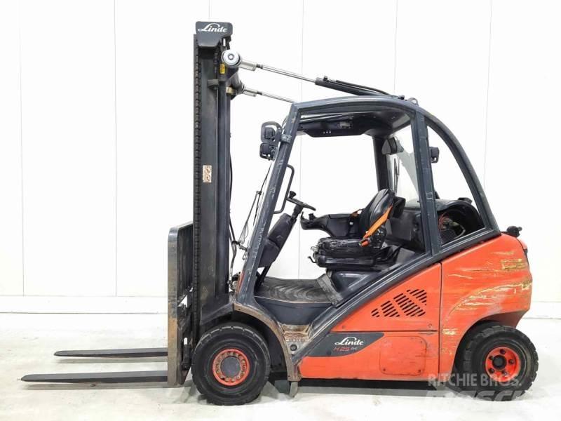 Linde H25T-02 Carretillas LPG