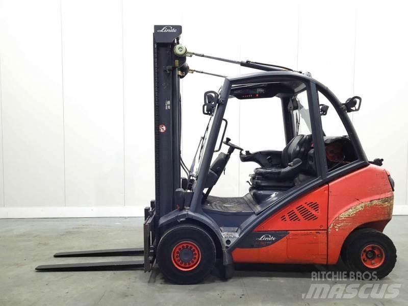 Linde H30T-02 393 Carretillas LPG