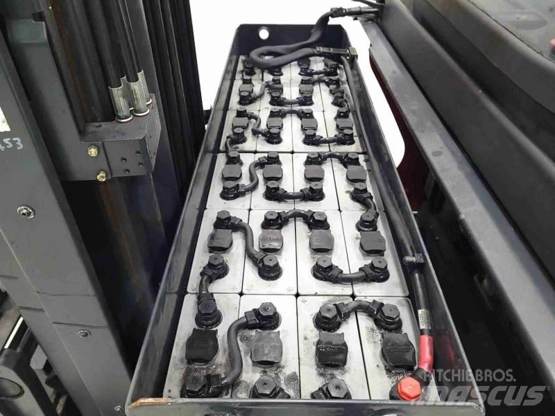 Linde R16-01 1120 Carretillas retráctiles