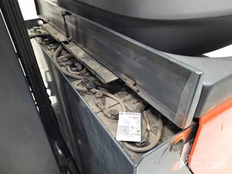 Linde R16HD-01 1120 Carretillas retráctiles