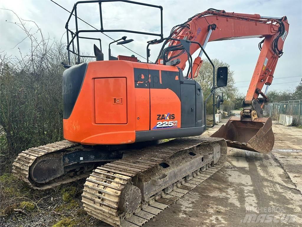Hitachi ZX225USLC-6 Excavadoras de cadenas