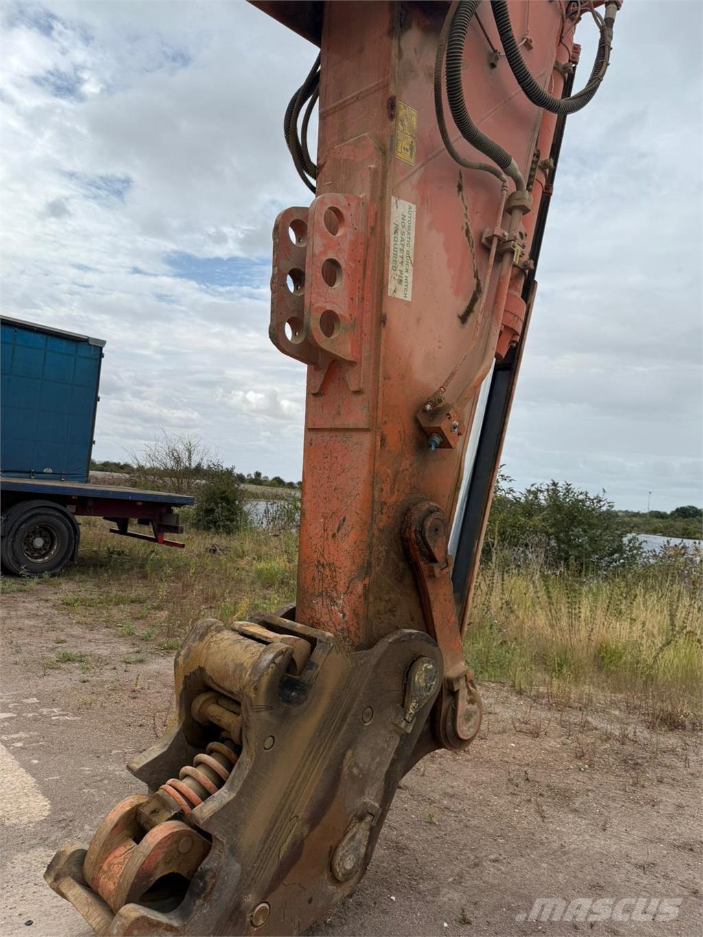Hitachi ZX890LCH-7 Excavadoras de cadenas