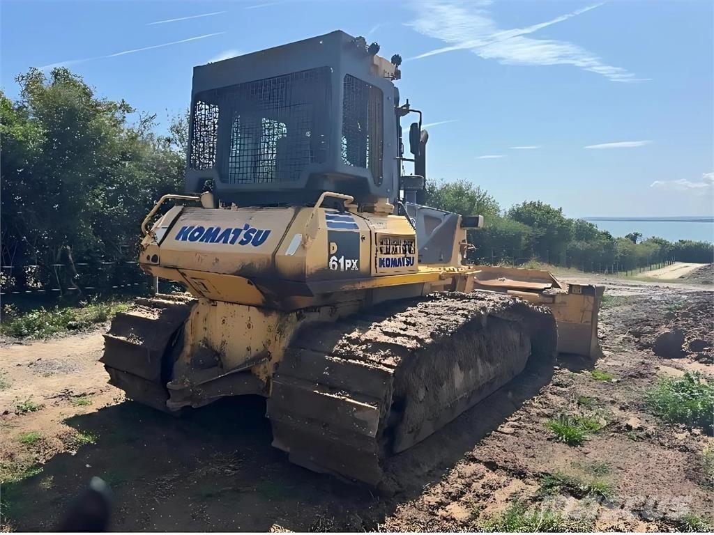Komatsu D61-15px Buldozer sobre oruga